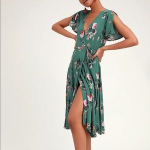 NWT LULUS MIDI Floral Wrap Dress Small
